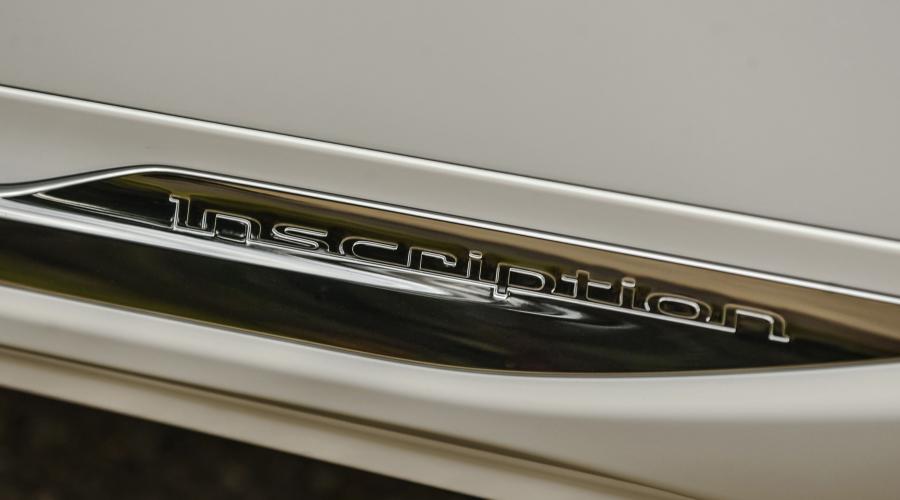 Детали экстерьера Volvo XC60 T8 Inscription 2017 года  (NA) (фото 16 из 23)